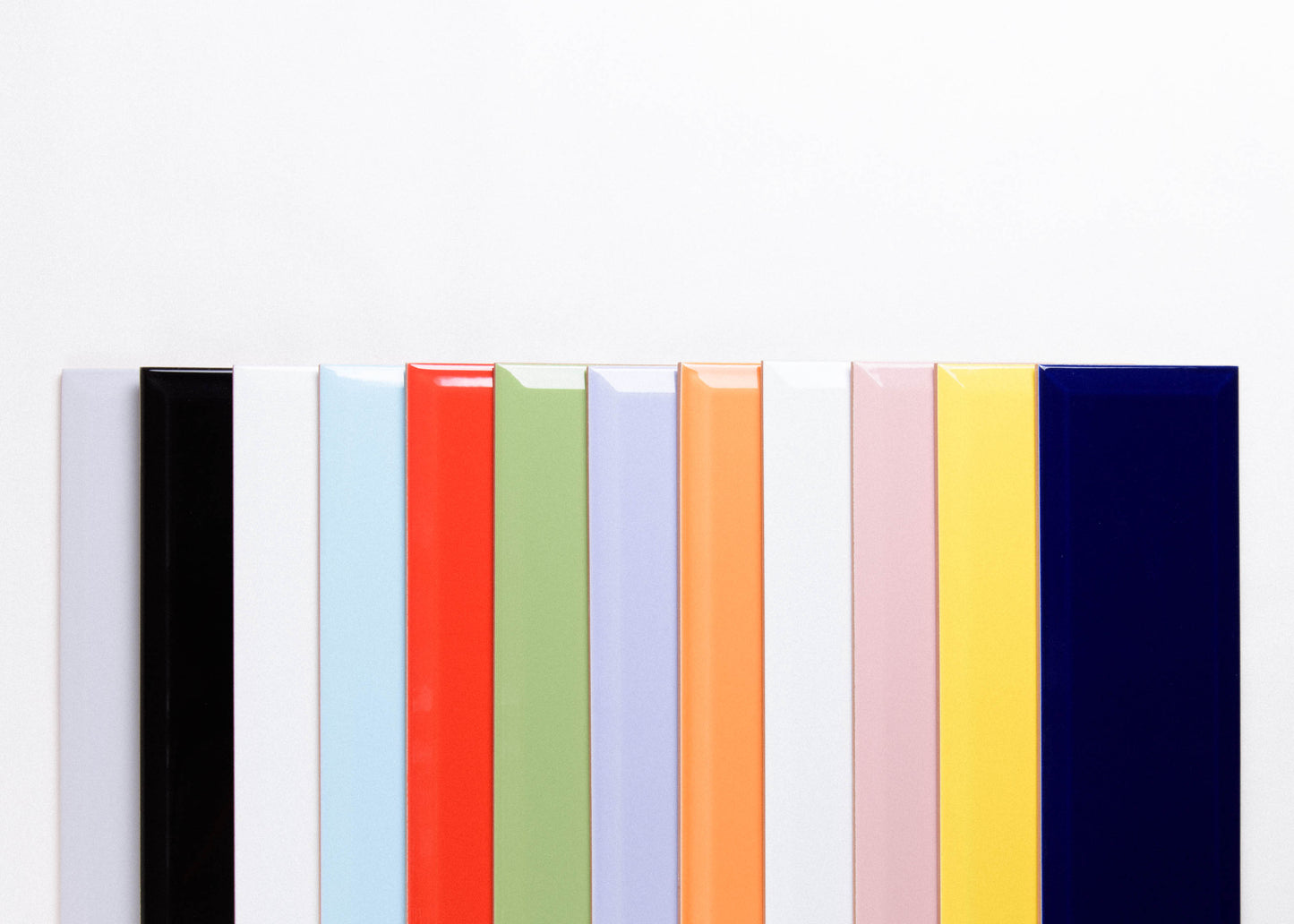 Metro schwarz 10x30 glänzend