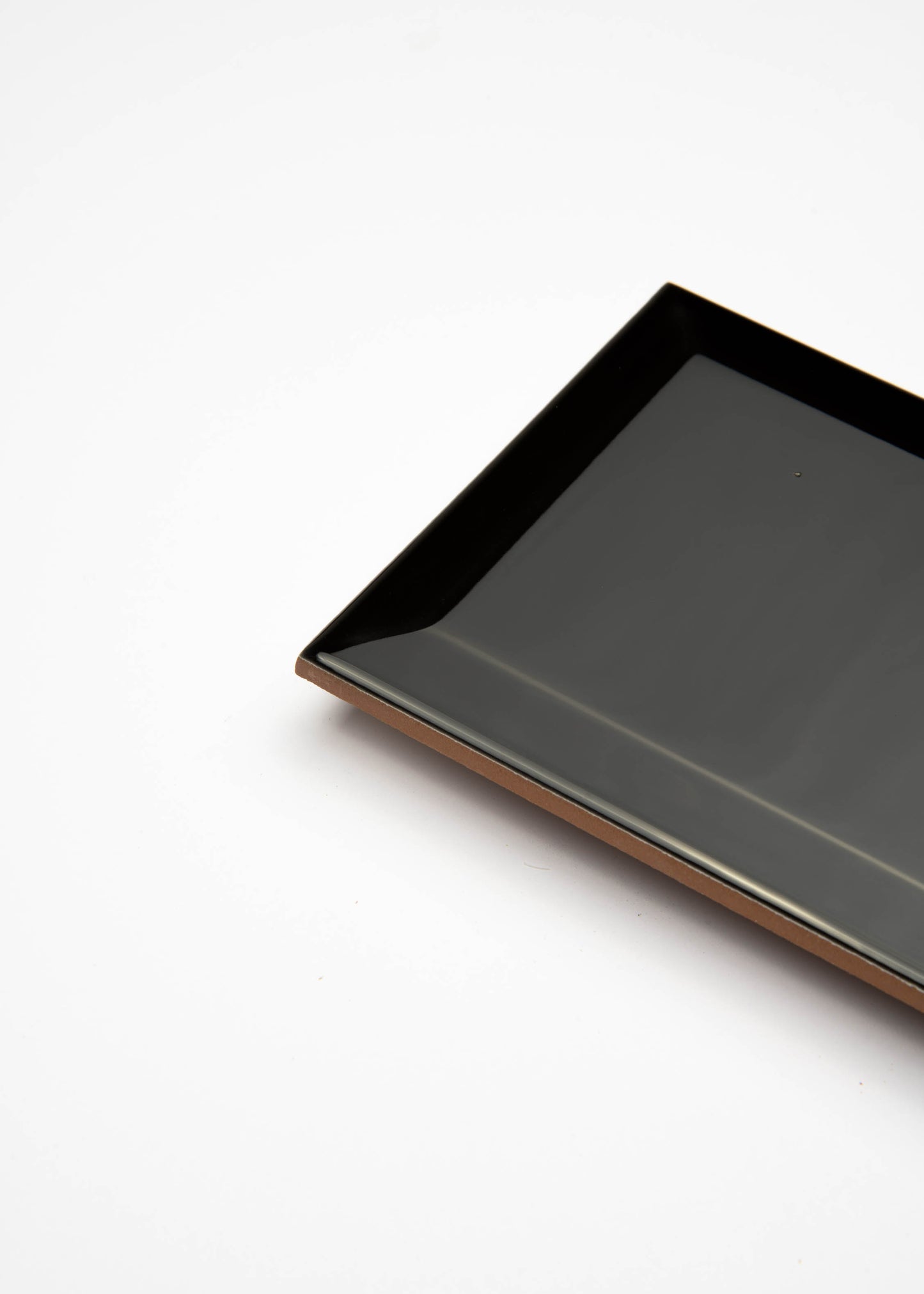 Metro schwarz 10x30 glänzend